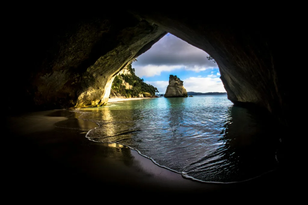 Coromandel Peninsula Guide: Cathedral Cove, Hot Water Beach and Scenic Drives