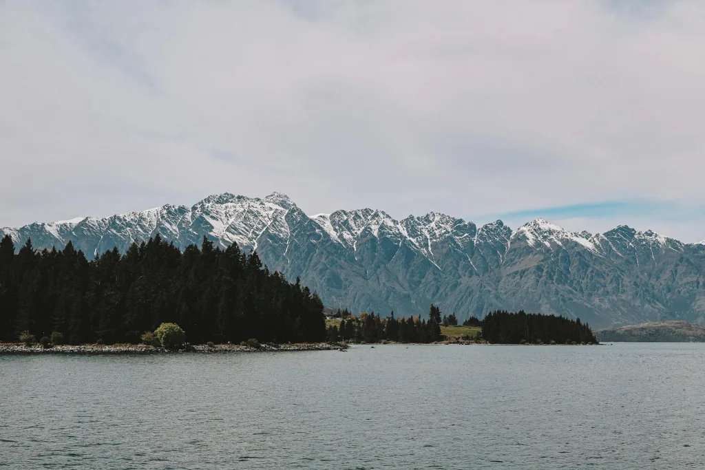 One‑Week South Island Itinerary: Christchurch, Lake Tekapo, Queenstown & Milford Sound