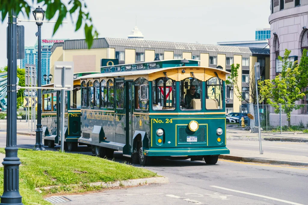Public Transport in Auckland: AT HOP Guide