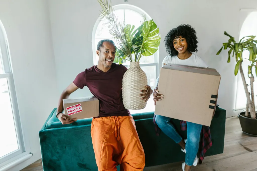 Shipping Your Life to NZ: Cost Comparisons of Major Moving Companies