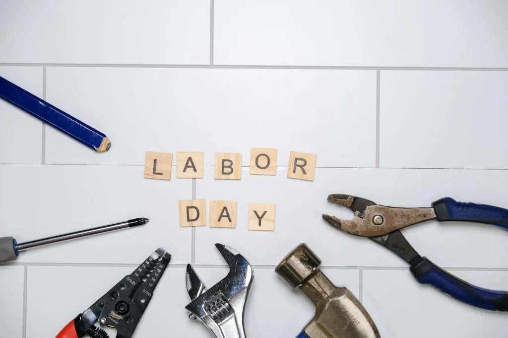 Trades careers in Australia for New Zealanders 2026: Electrician, plumber, carpenter, bricklayer